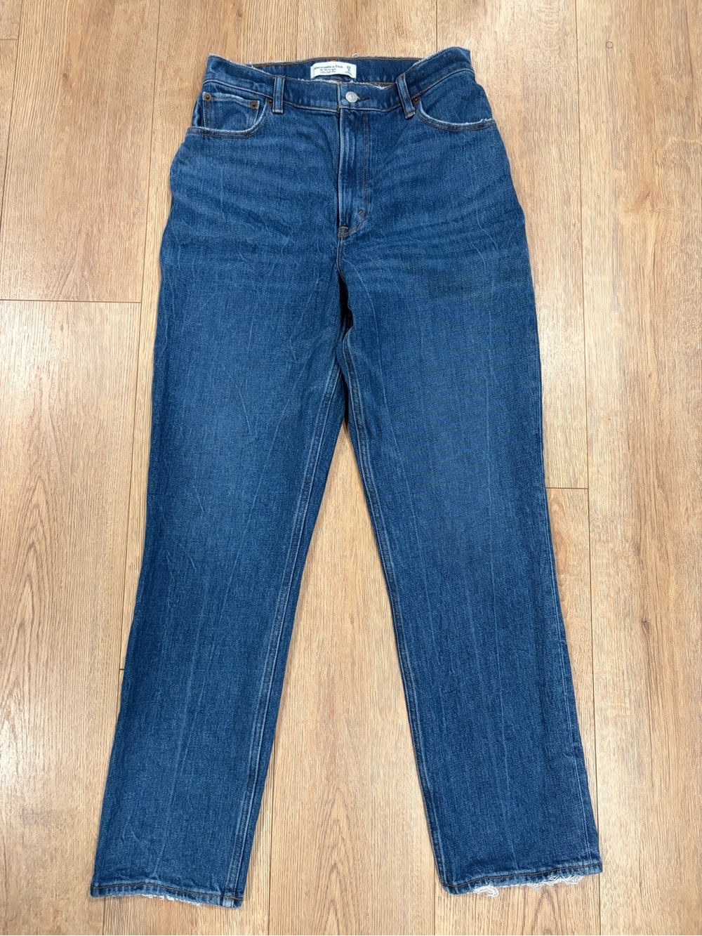 Abercrombie & Fitch Curve Love 90s Straight Ultra High Rise Jeans 29/8R